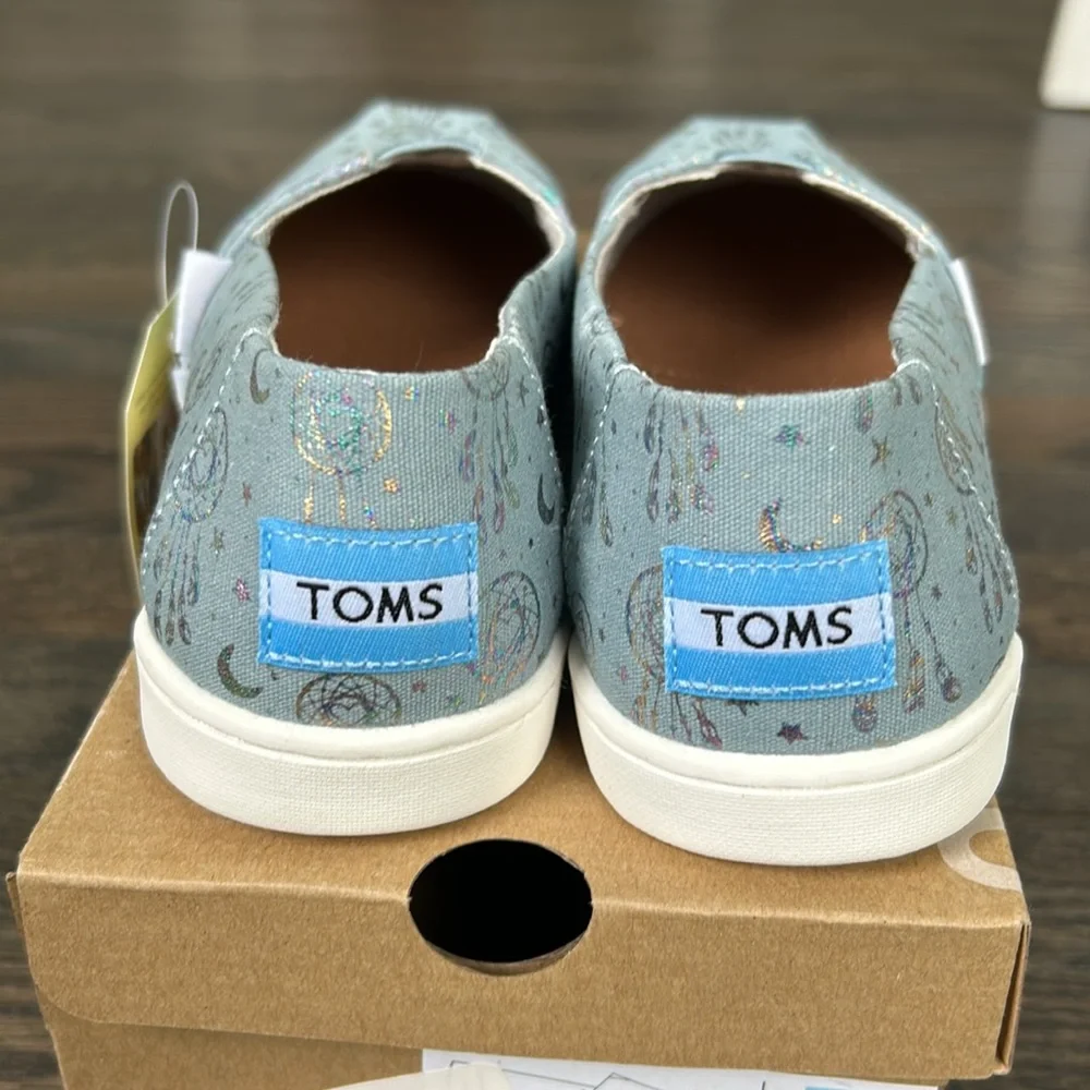 NEW TOMS Classic Frost DREAMCATCHER YOUTH 3 (Medium Blue) Girls/Unisex